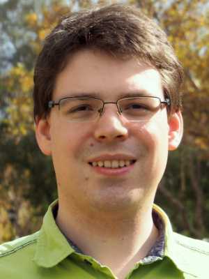 Dr. Tomas Bzdusek