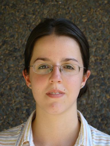 Dr. Aline Ramires Neves de Oliveira